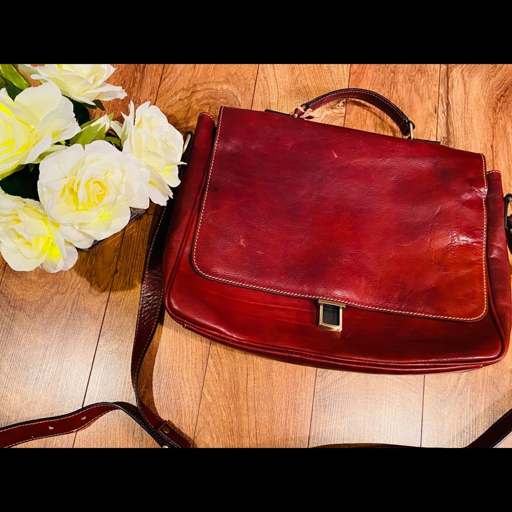 GENUINE ITALIAN LEATHER SATCHEL!!!!